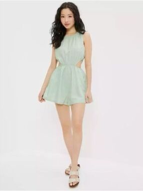 American Eagle Outfitters Pale Green Sleeveless Romper